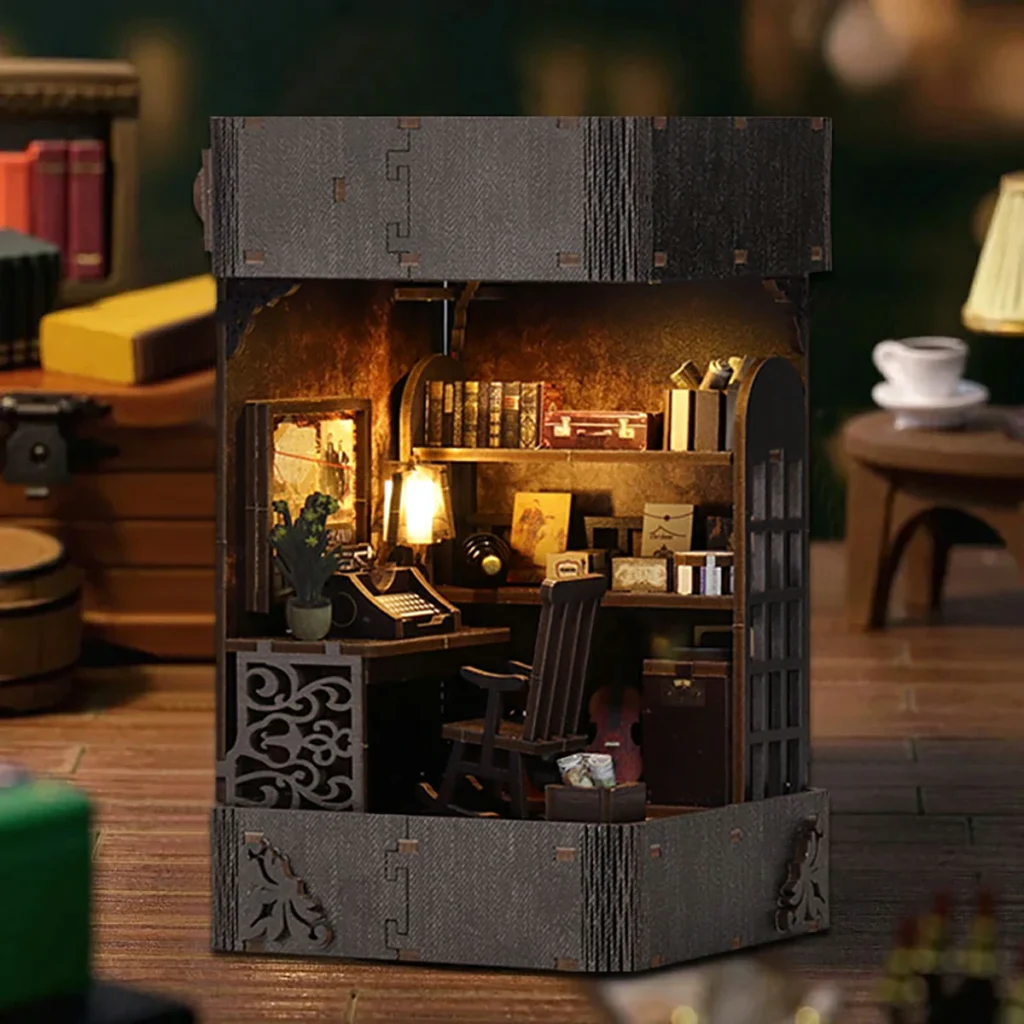 DIY-Miniatur-Detektei – Book-Nook-Bausatz mit LED-Beleuchtung als stilvolle Bücherregal-Deko