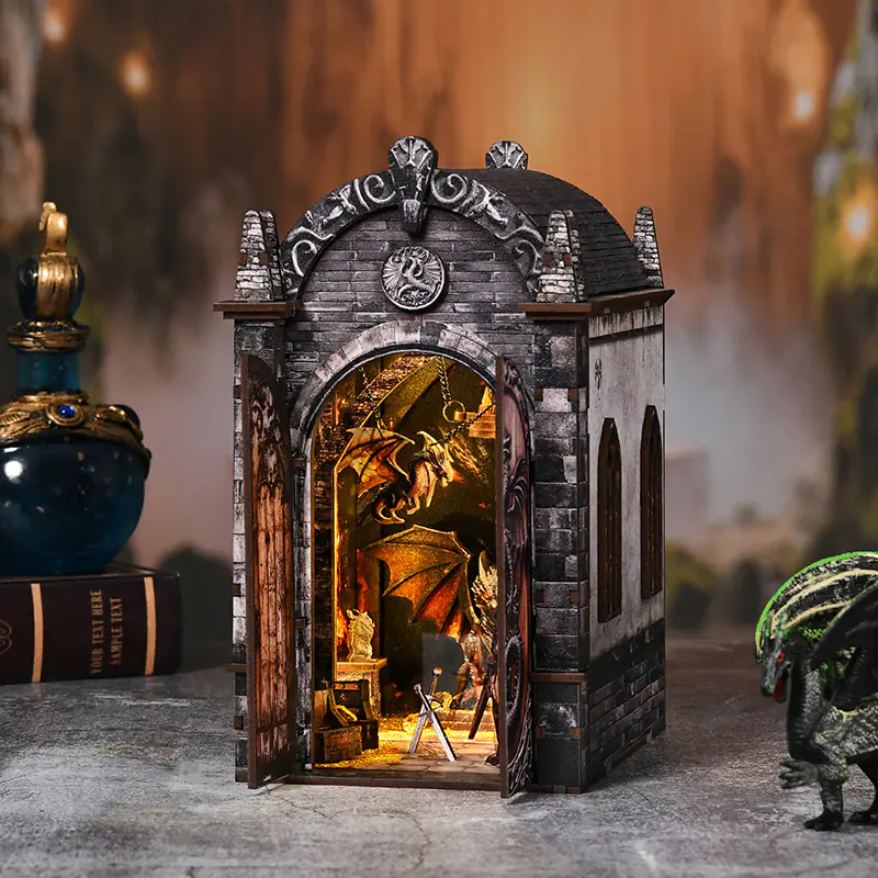 Dragon Book Nook Miniatur mit LED-Licht, Drachenhöhle und Fantasy-Schatzkammer im Detail