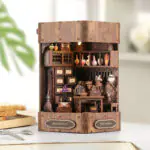 DIY Magic Book Nook mit Miniaturbibliothek, magischen Details und dekorativer Beleuchtung für Zuhause