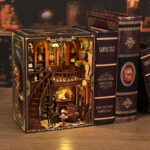 Library Book Nook als Bücherregal-Dekoration mit antikem Design und gemütlicher Miniaturwelt