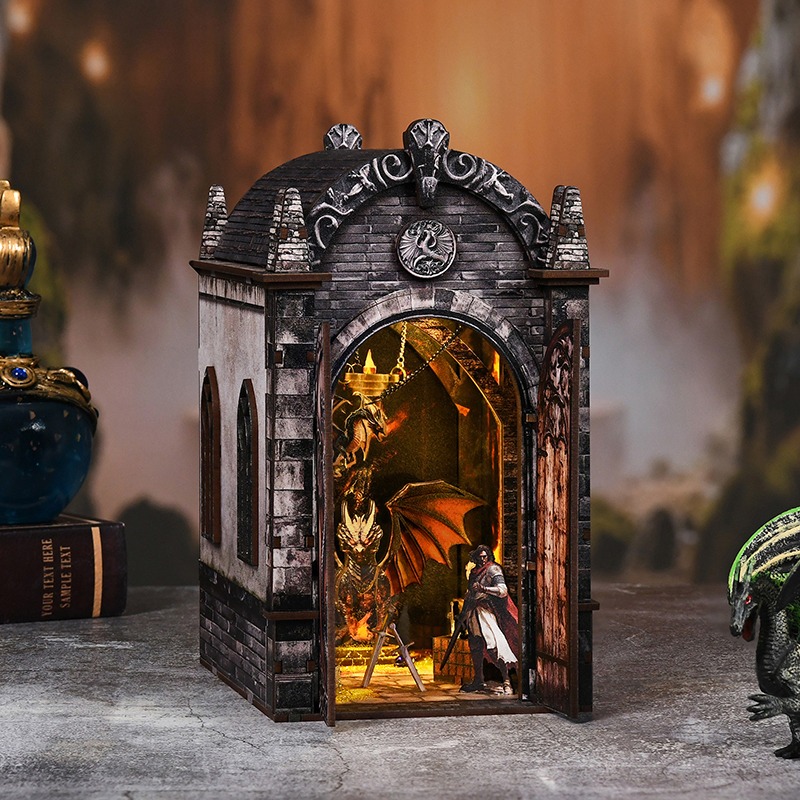 Dragon Secret Book Nook Miniatur mit geheimnisvoller Drachenhöhle, Fantasy-Szene, warmem LED-Licht und detailreicher Handwerkskunst