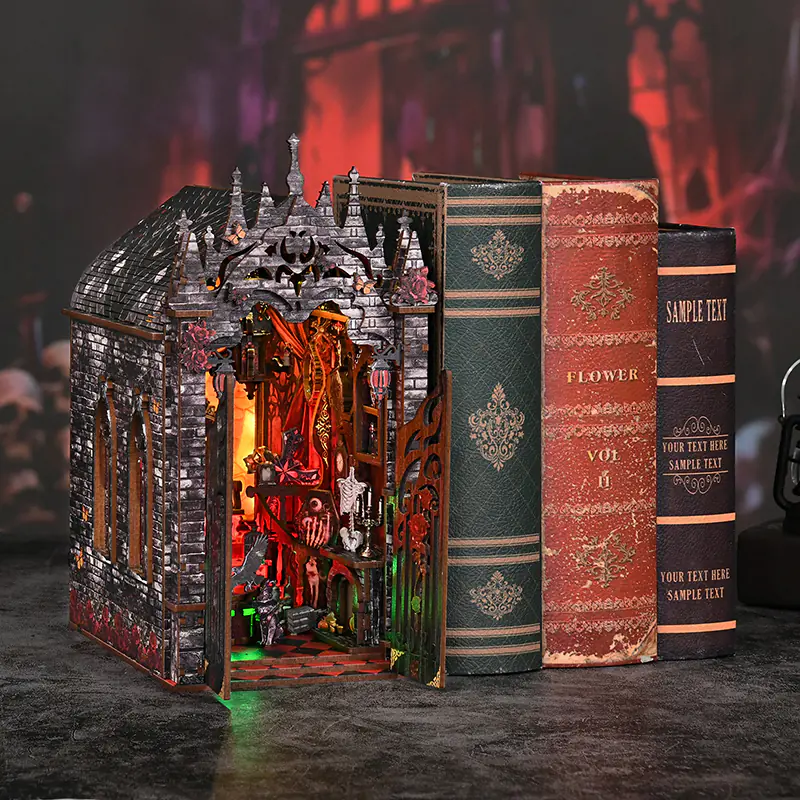 Gothic Book Nook als Bücherregal Dekoration mit mittelalterlicher Burg und stimmungsvoller Beleuchtung