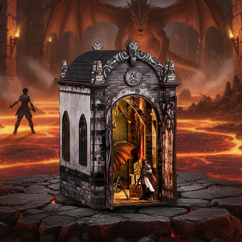 Dragon Secret-Buchnische: Fantasy-Burg-Miniatur mit leuchtenden LEDs, Design als dunkle Steinfestung, Drachenhöhlen-Szene, mittelalterlichen Fantasy-Details und DIY-Holzdekoration für das Bücherregal.