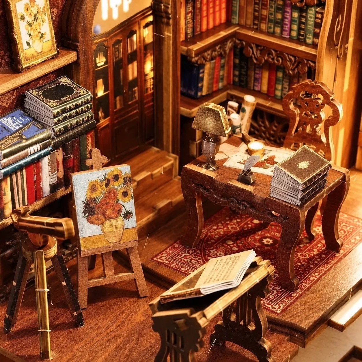 Miniaturbibliothek mit Treppe und detaillierten Bücherregalen