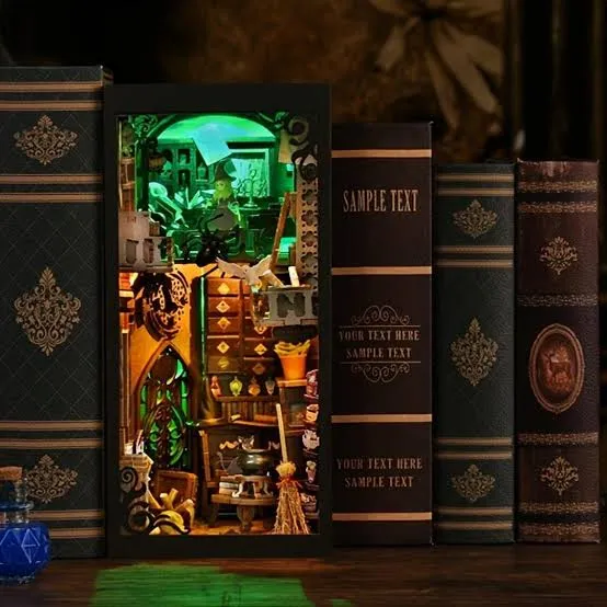 DIY Halloween Book Nook mit getesteter Beleuchtung und geheimnisvollen Miniaturdetails
